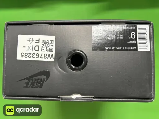 配色:Supreme空军纯黑CU9225-001