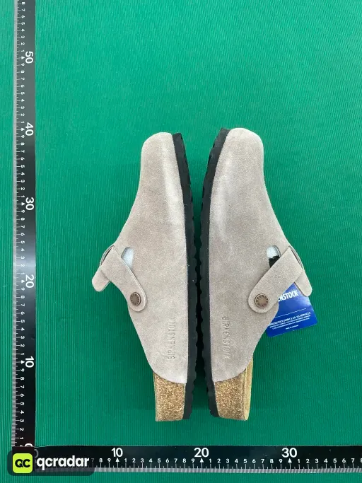灰色绒面
