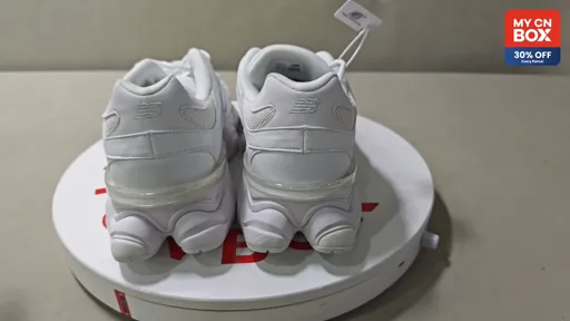 U9060NRJ White