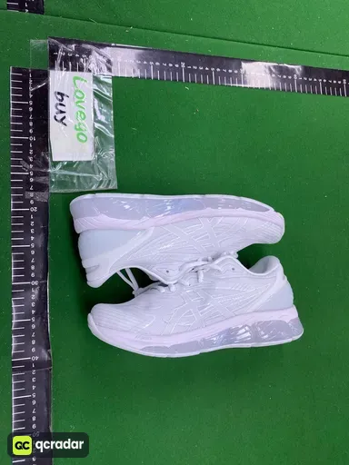 Color matching: 白灰 1203A305-100