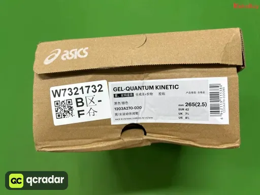 配色:203A270-023