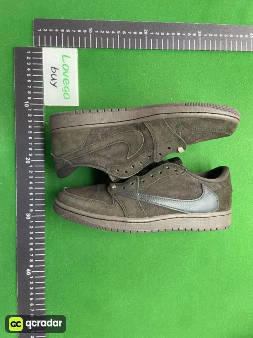 Color matching: 黑棕倒钩低帮 DM7866-202