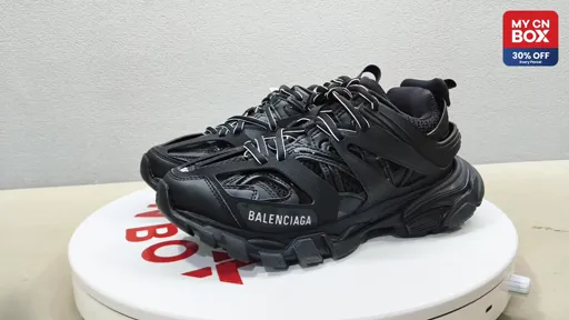 1000 All Black