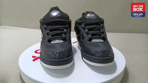 Black White SK811