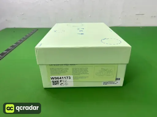 尺码:42=UK7.5=US8.5