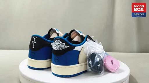 Lightning Bolt Retro DM7866-140