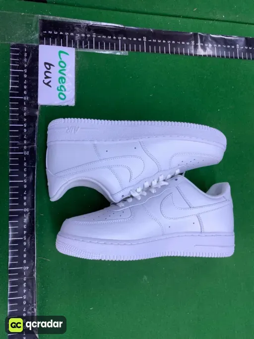 Style Color Matching: 纯白低帮CW2288-111