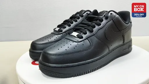 Pure Black Low Top CW2288-001