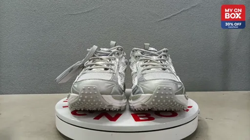 Be 10606 Gray White C99 10972