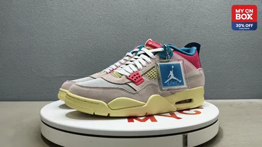 AJ4 Union White Pink DC9533-800
