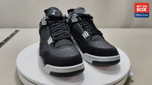 AJ4 Travis Scott AMA University Blue CT8527-400