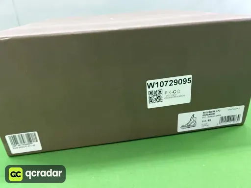 高帮倒三角黑白
