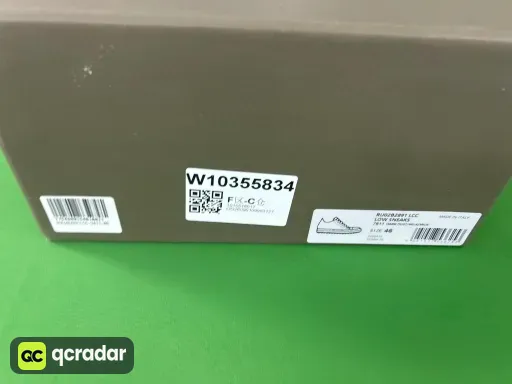 翻毛皮棕色