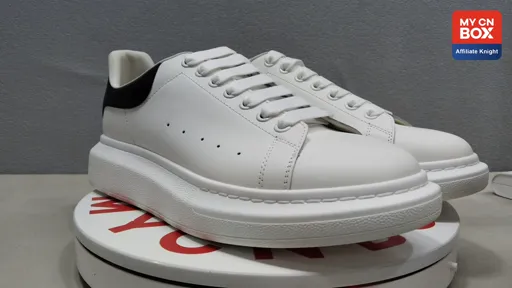 Black Leather Heel 9061