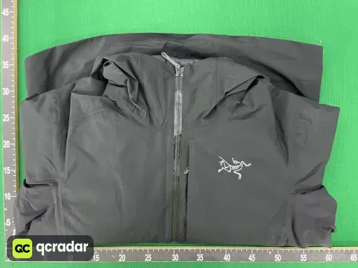 Solano 羽绒服黑色
