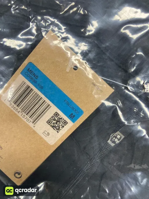 Threaded Half Zipper-04