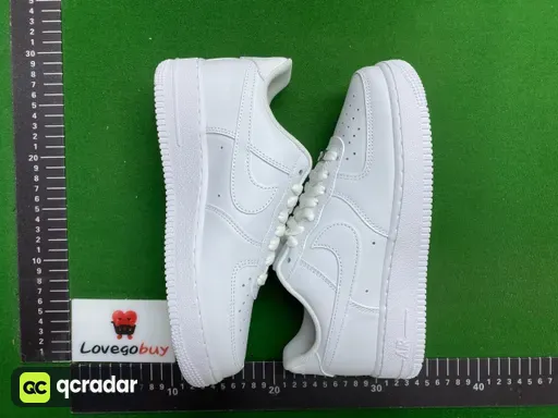 AF1 纯白低帮CW2288-111