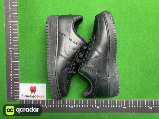 AF1 纯黑低帮CW2288-001