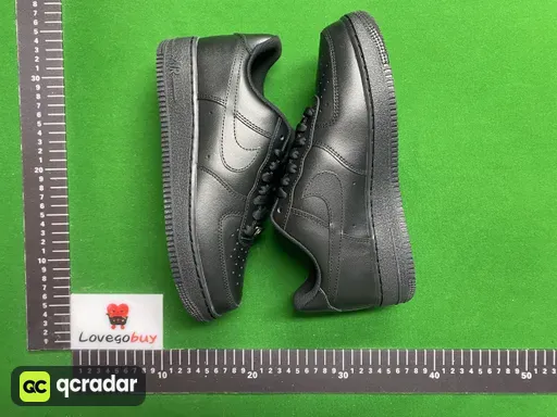 AF1 纯黑低帮CW2288-001