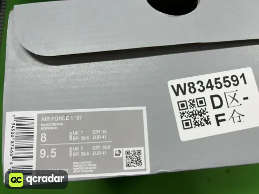 款式配色:AF1 纯黑低帮CW2288-001