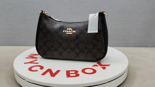 black coffee color