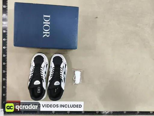 H960 White Black