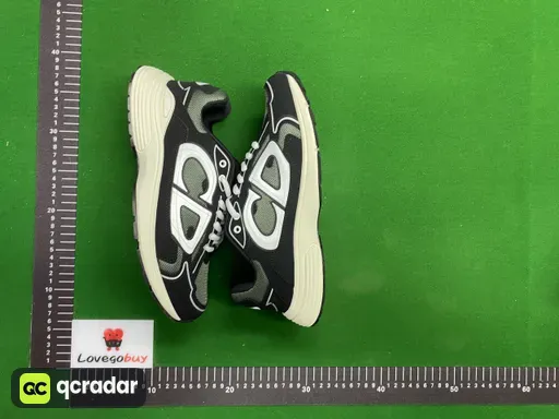 黑白绿 H664