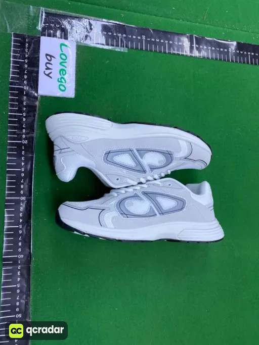 Color matching: 白色H000