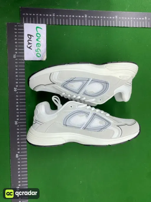Color matching: 白色H000