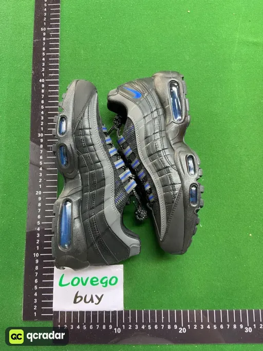 style: DM9104-001