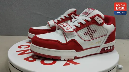 White Red Canvas