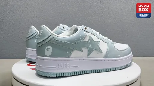 1I70191022 Gray White