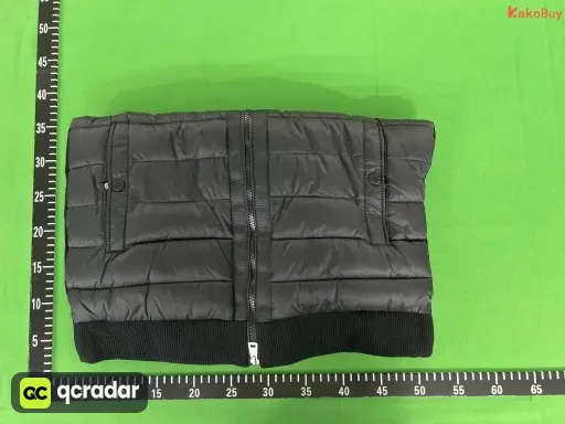 黑色白标连帽