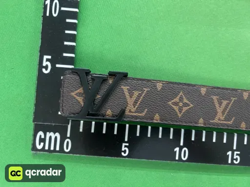 尺码:EU110=125cm（Length)注意：皮带上如印有数字，可能是欧码或者长度