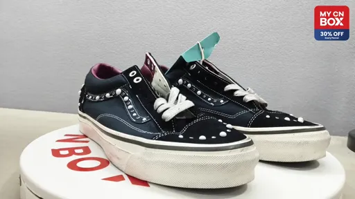 Pearl Black
