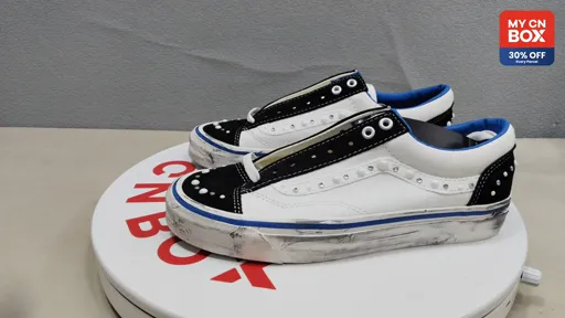 VN000S52FS8 black and white antique pearl