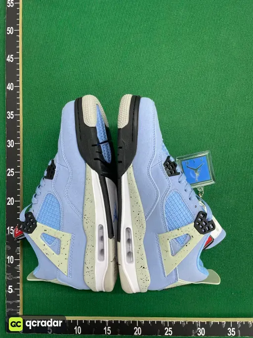 aj4-大学蓝