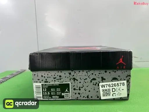 aj4 -黑白