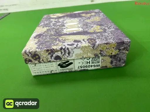 经典黑色