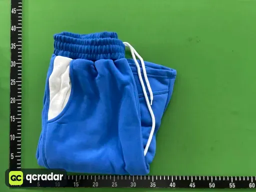 蓝色