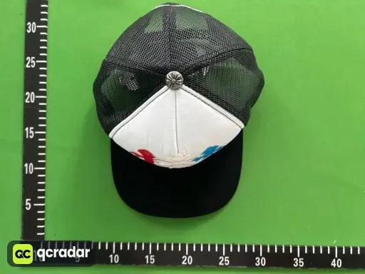 红蓝标白色
