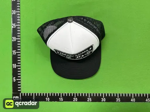 罗欣白色
