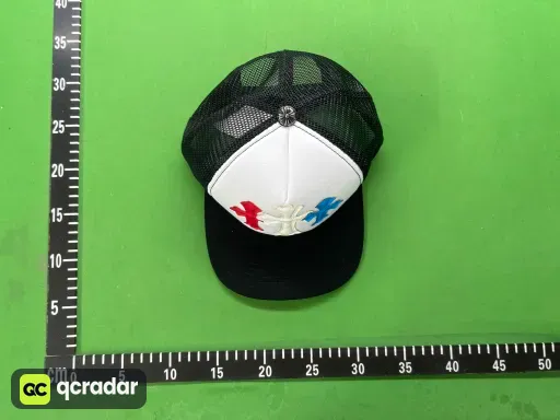 红蓝标白色