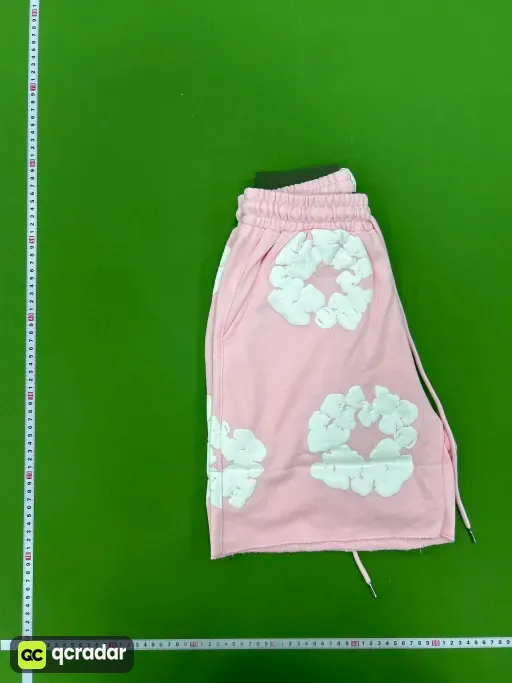 短裤粉色