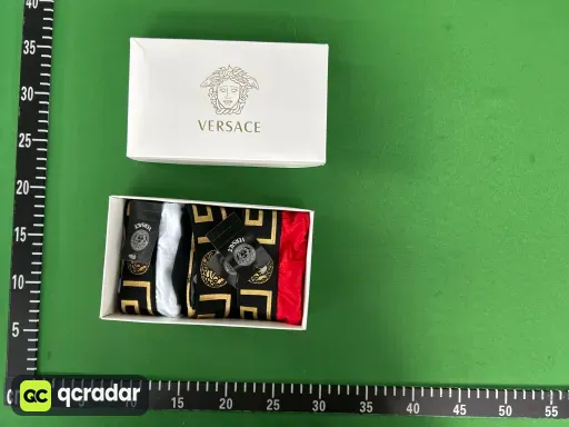 VERSACE 白+黑+红 礼盒装