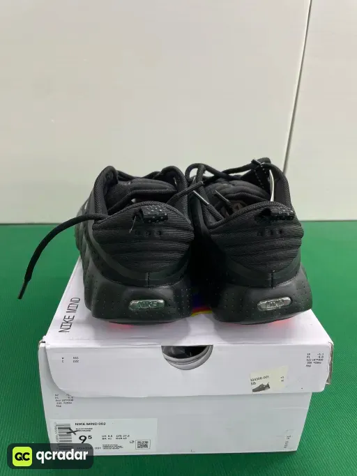 黑色 HQ4308-001
