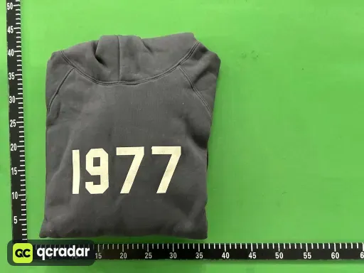 1977铁黑色帽衫