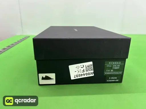 黑磨纱黑亮片