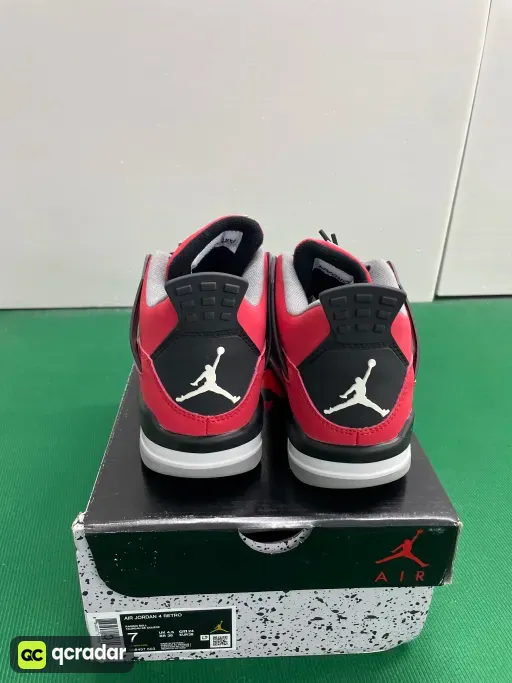 aj4-愤怒公牛