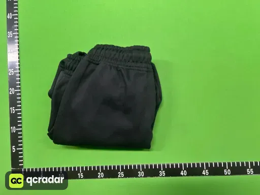 56黑色短裤